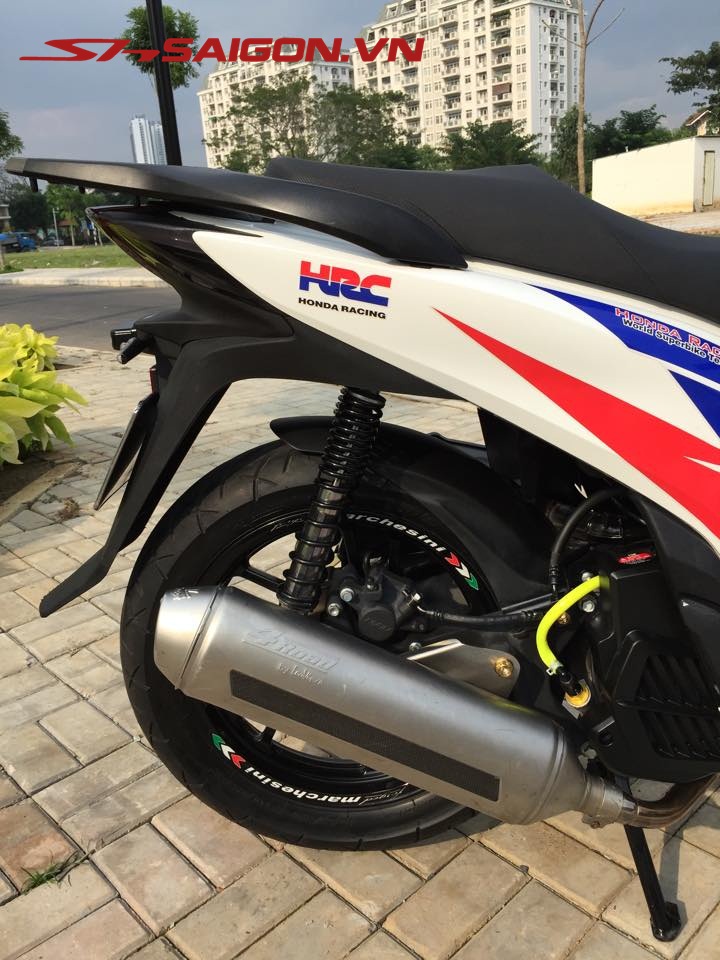xe-sh-do-dep-bo-3-honda-sh-do-sieu-khung-theo-phong-cach-hrc-1423236674-54d4de42286d5